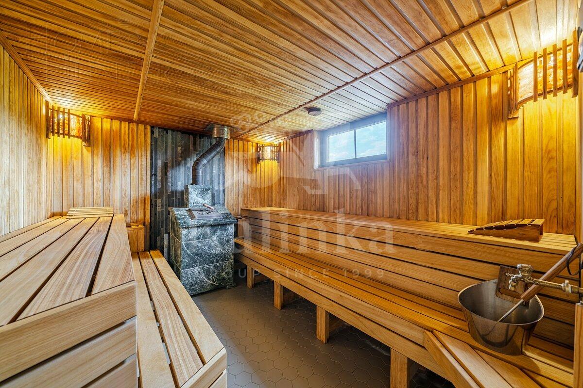 2-этажный коттедж 677 м² с отделкой