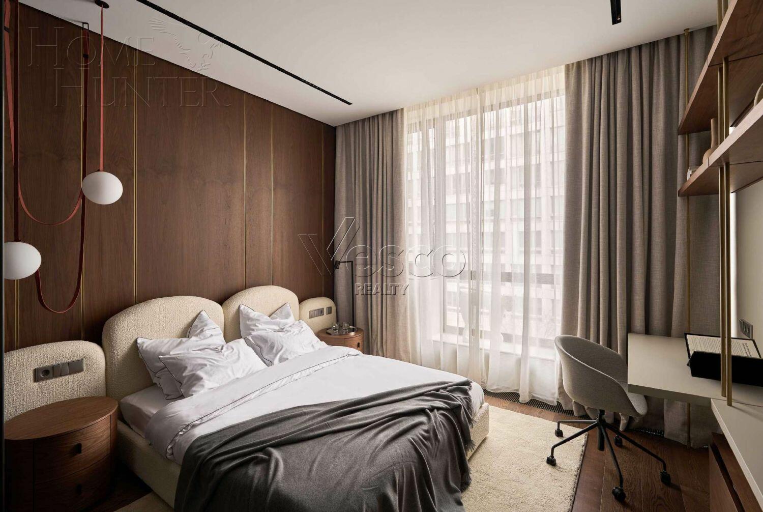 5-КОМН. КВАРТИРА С ОТДЕЛКОЙ 200 М² НА 4 ЭТАЖЕ