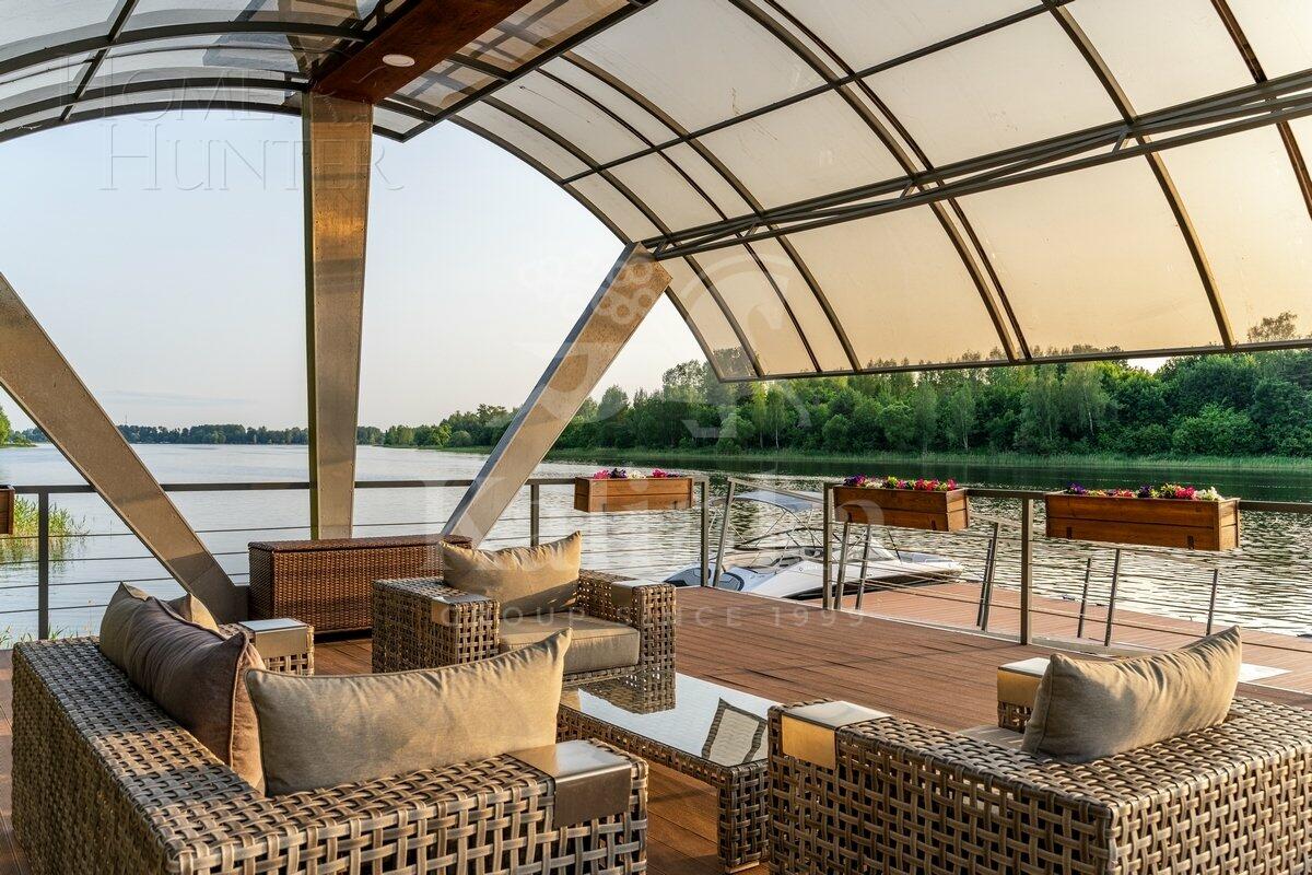 2-этажный коттедж 677 м² с отделкой