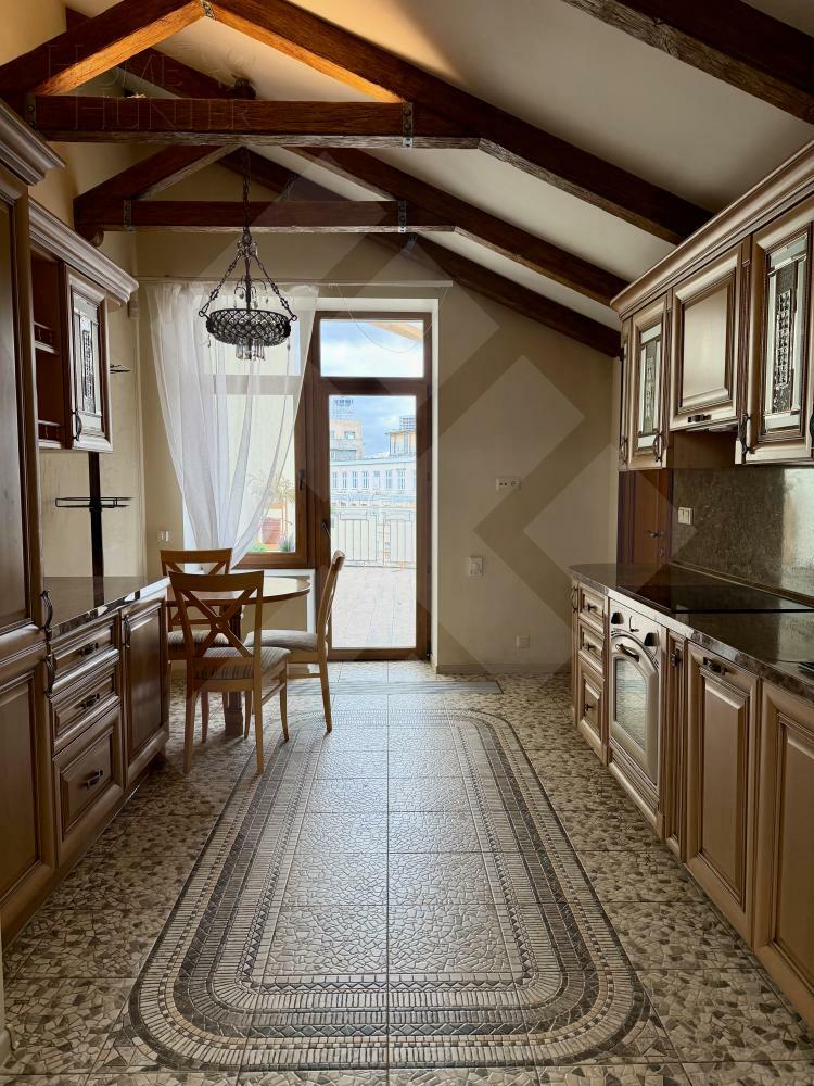 4-КОМН. КВАРТИРА С ОТДЕЛКОЙ 186 М² НА 5 ЭТАЖЕ