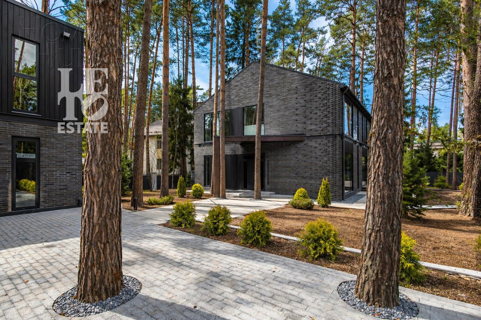 2-этажный коттедж 687 м² с отделкой