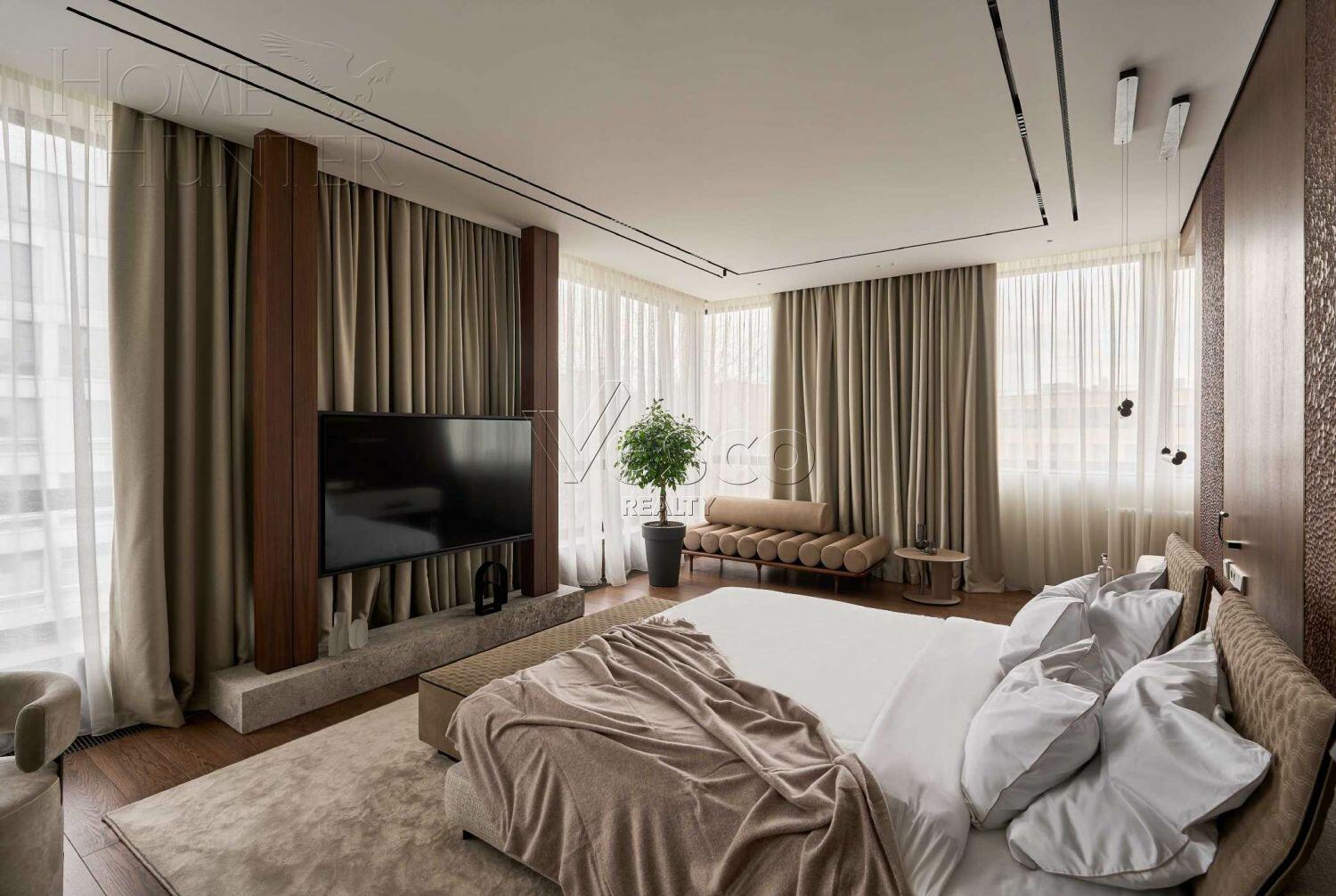 5-КОМН. КВАРТИРА С ОТДЕЛКОЙ 200 М² НА 4 ЭТАЖЕ