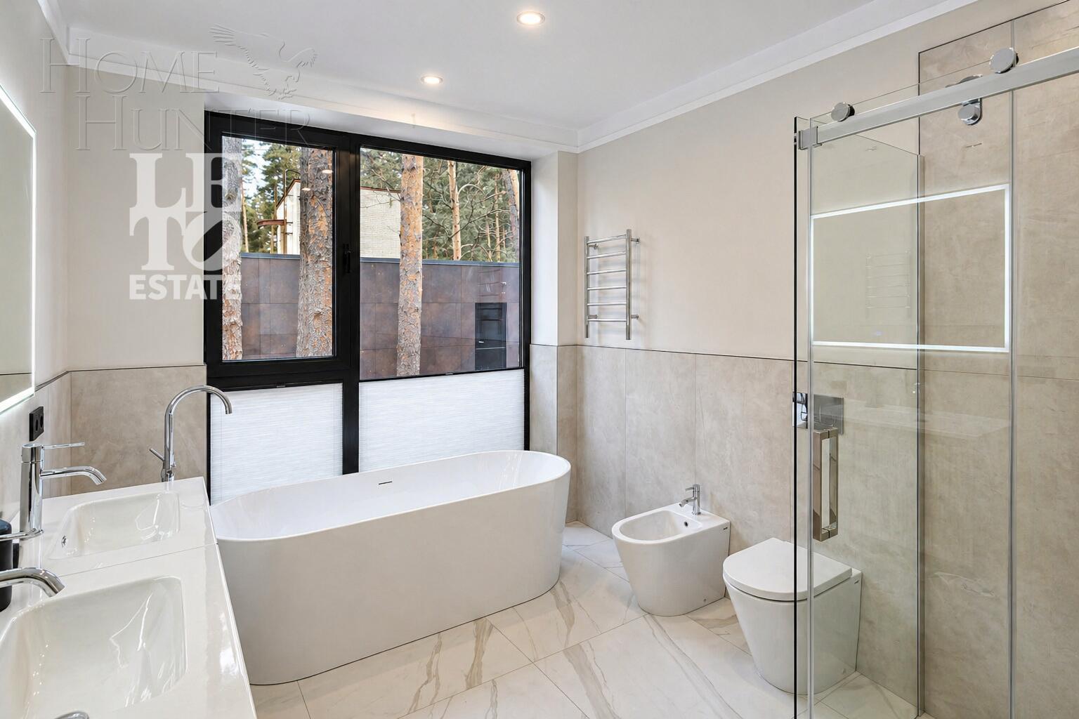 2-этажный коттедж 687 м² с отделкой