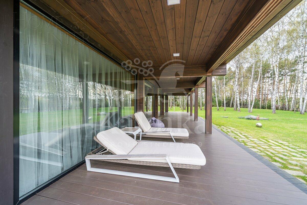 2-этажный коттедж 677 м² с отделкой