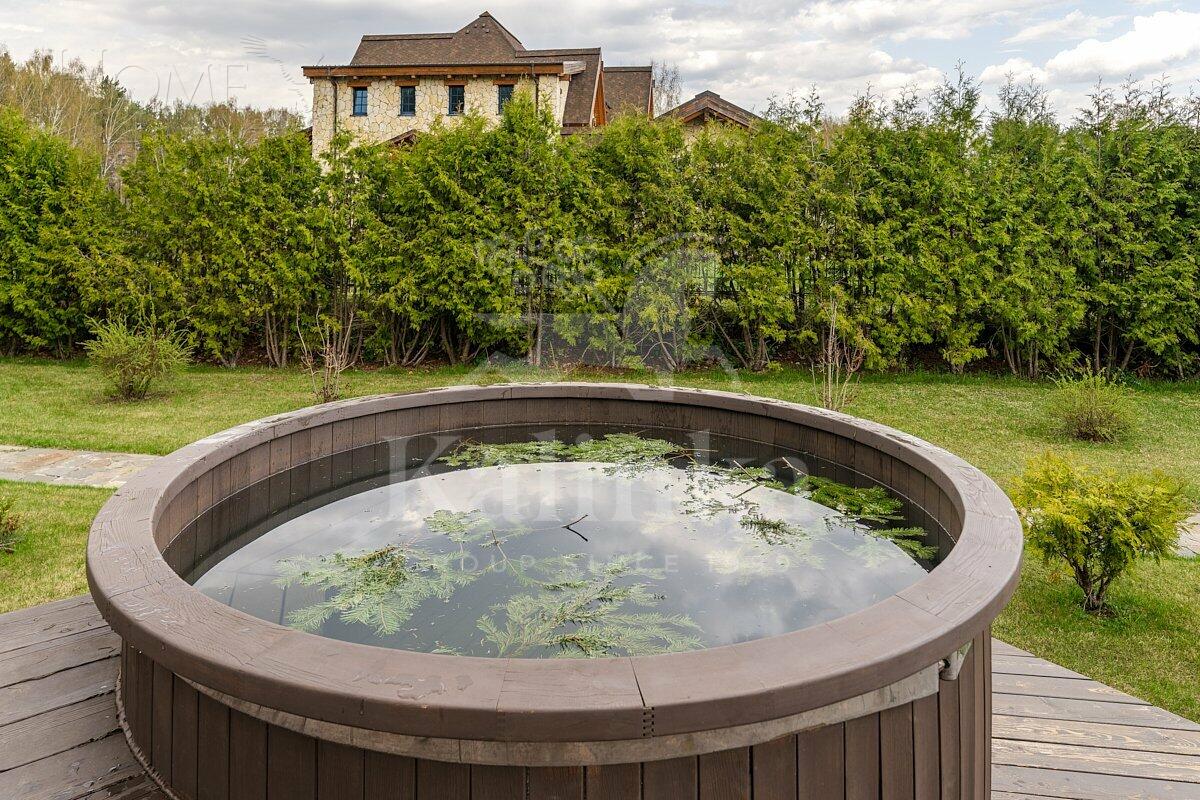 2-этажный коттедж 677 м² с отделкой