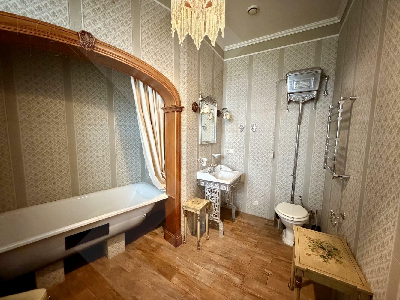 4-КОМН. КВАРТИРА С ОТДЕЛКОЙ 186 М² НА 5 ЭТАЖЕ