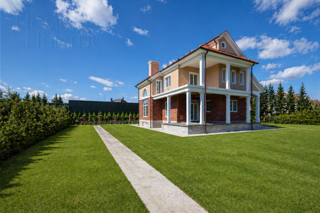 2-этажный коттедж 500 м² без отделки