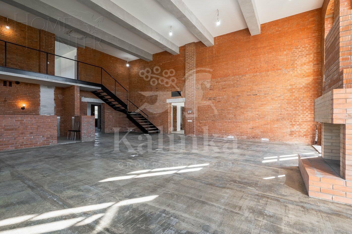 3-этажный коттедж 845.1 м² без отделки