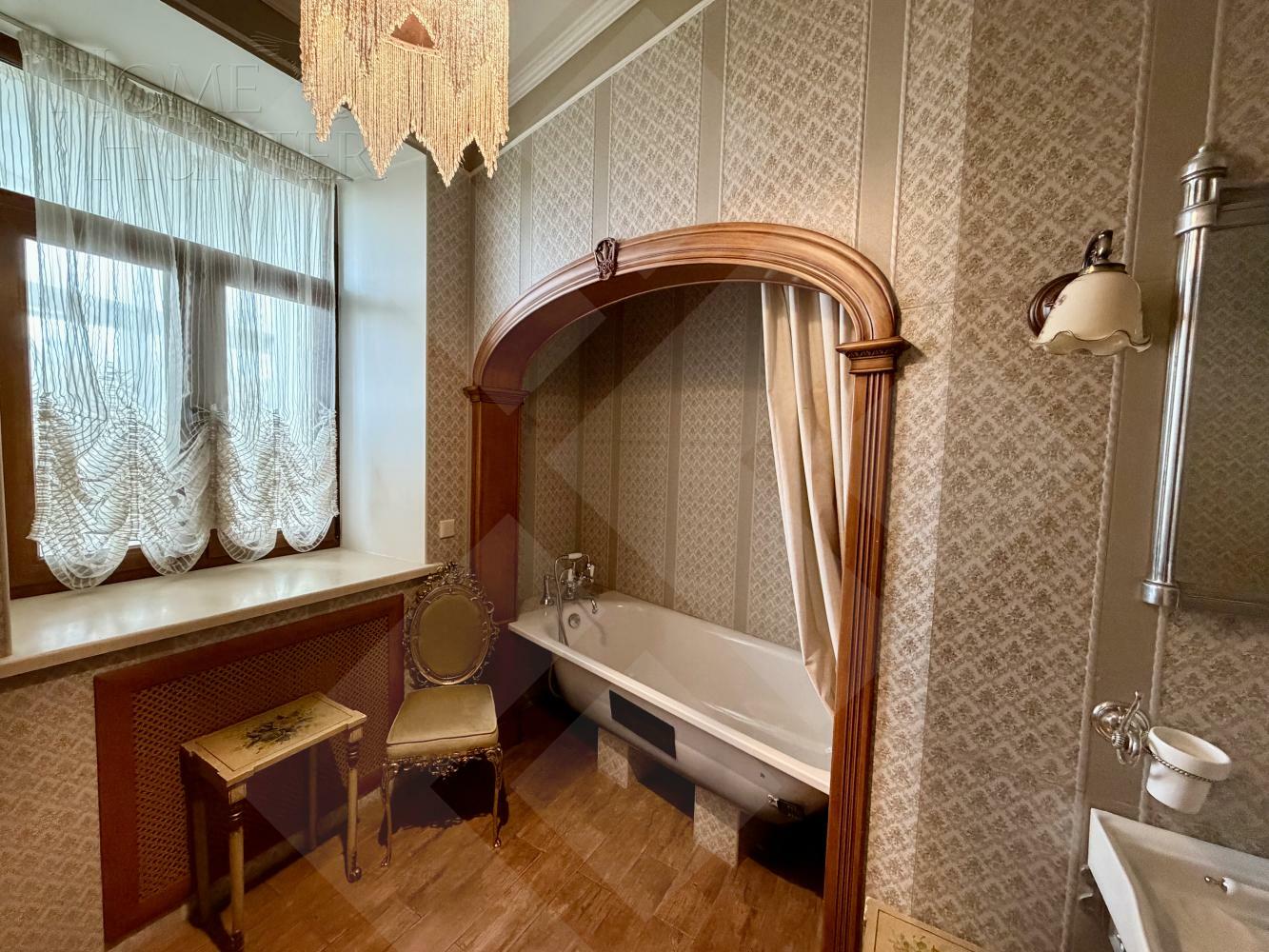 4-КОМН. КВАРТИРА С ОТДЕЛКОЙ 186 М² НА 5 ЭТАЖЕ