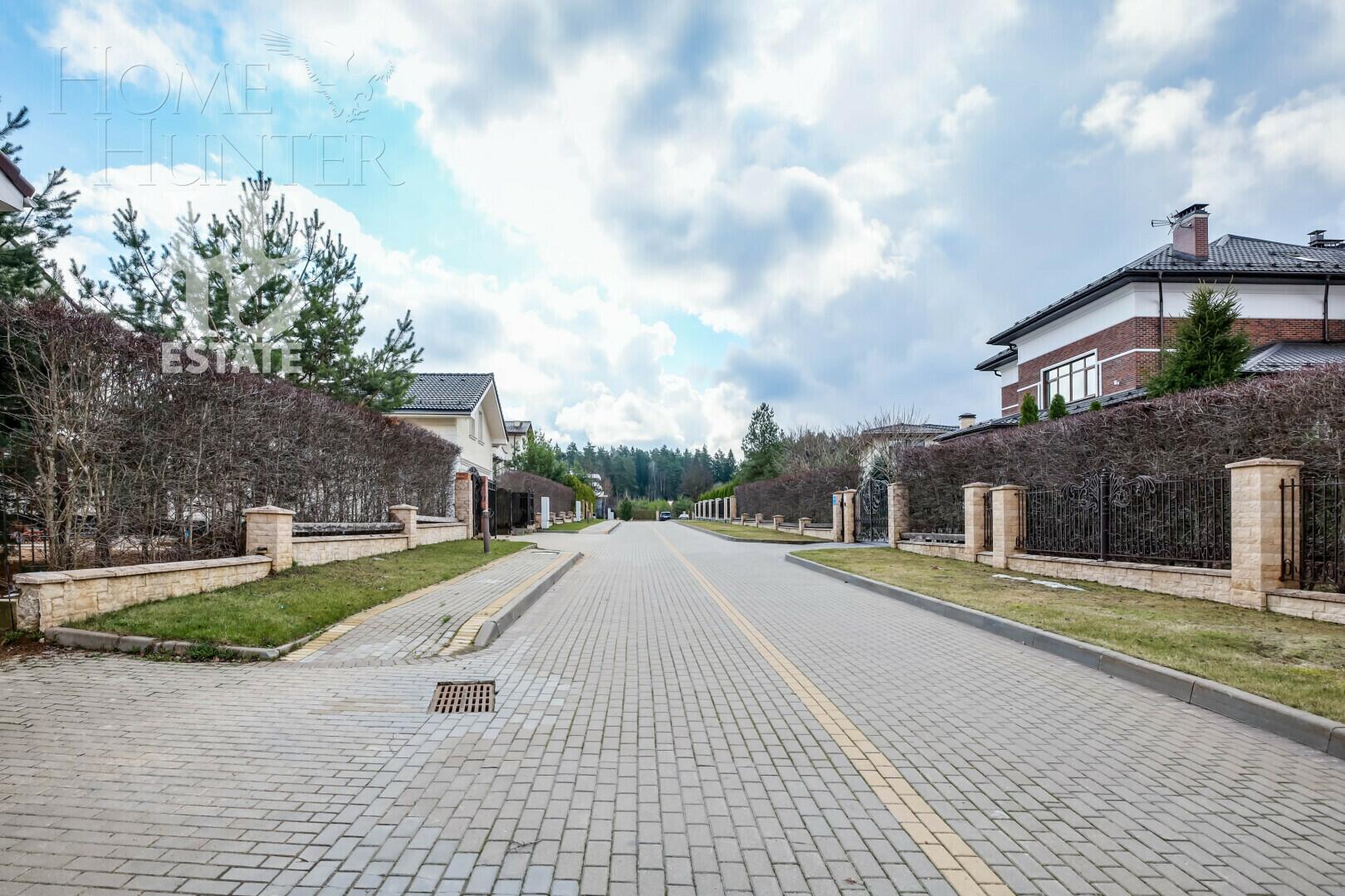 2-этажный коттедж 420 м² без отделки