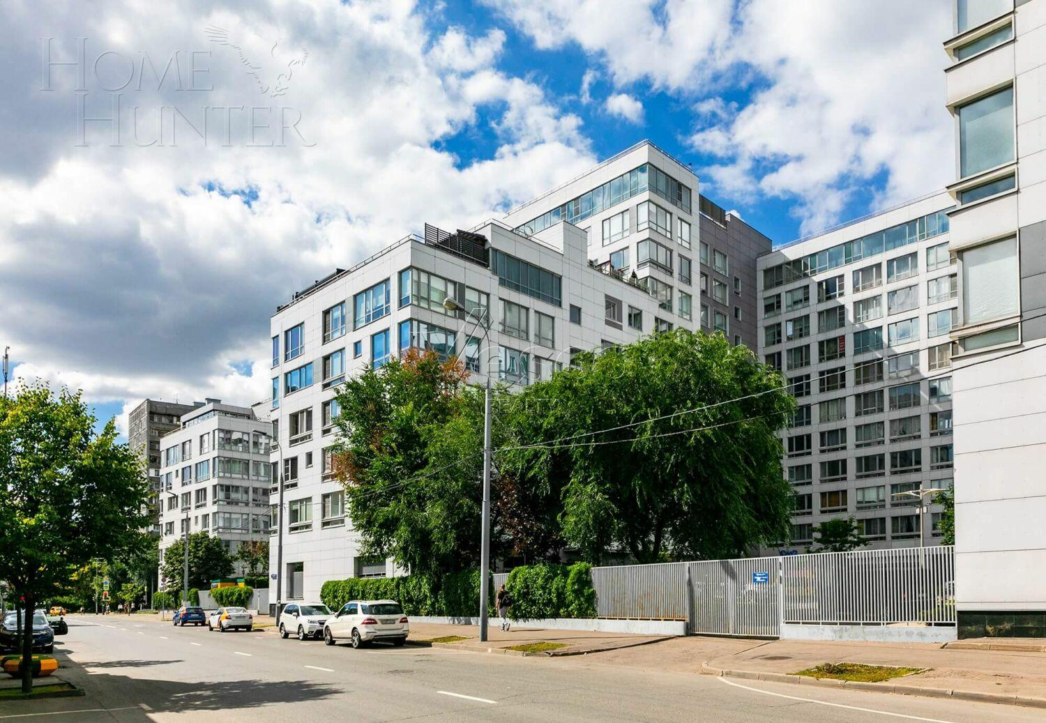 5-КОМН. КВАРТИРА С ОТДЕЛКОЙ 200 М² НА 4 ЭТАЖЕ