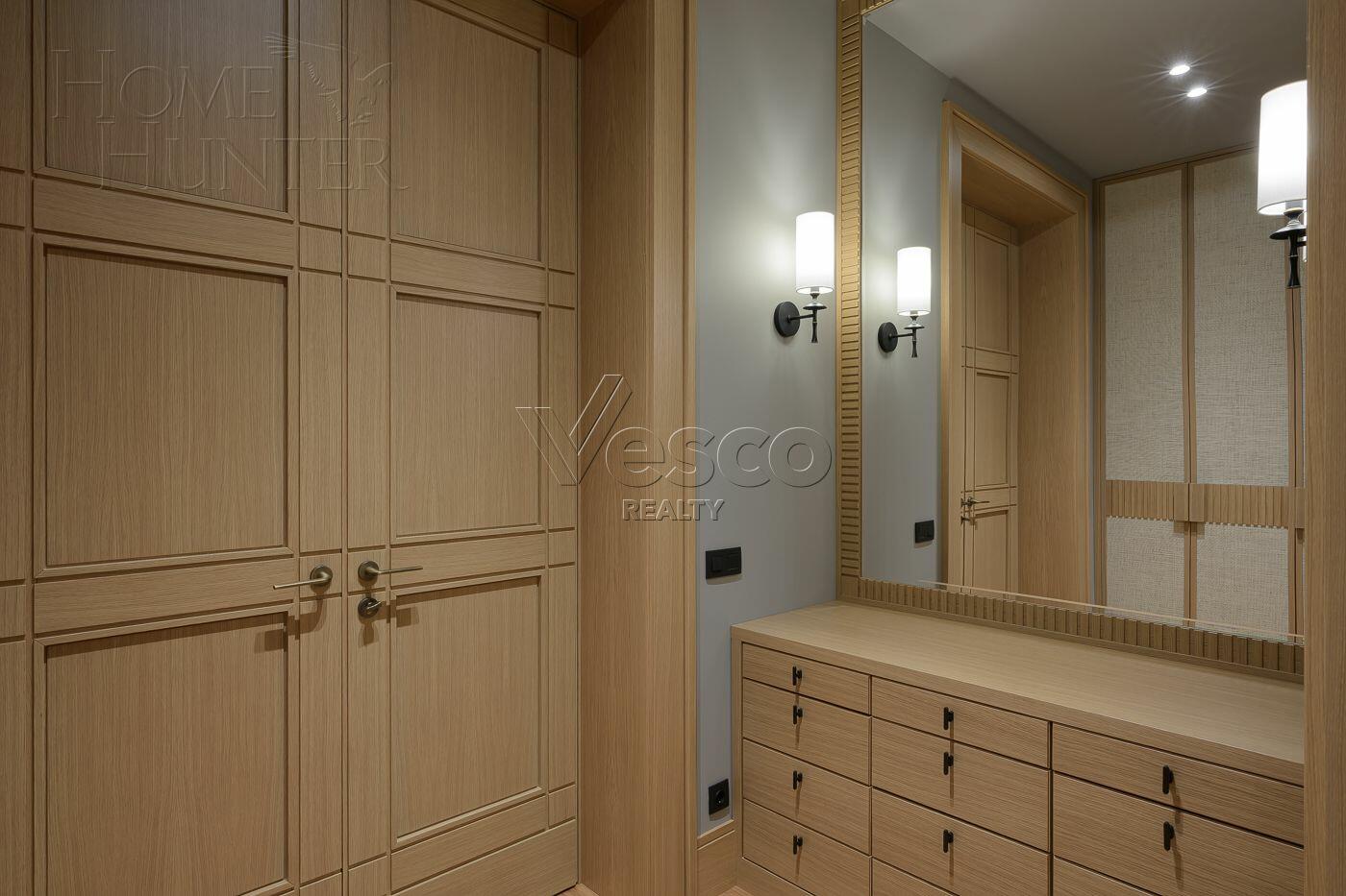 2-этажный коттедж 800 м² с отделкой