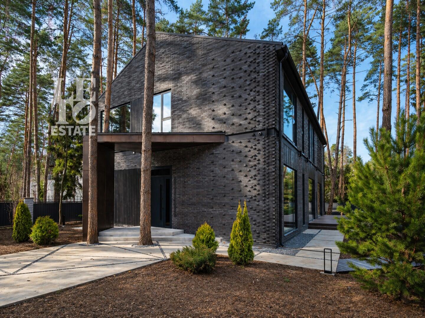 2-этажный коттедж 687 м² с отделкой