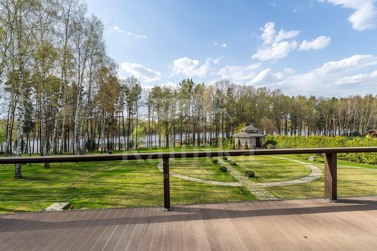 2-этажный коттедж 677 м² с отделкой