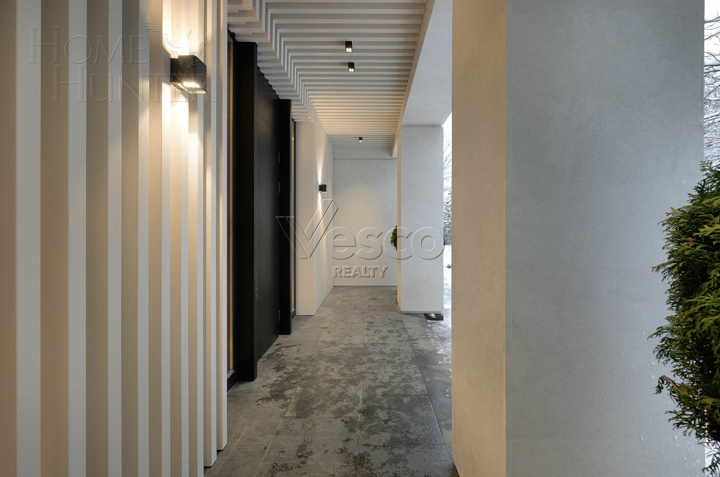 2-этажный коттедж 800 м² с отделкой