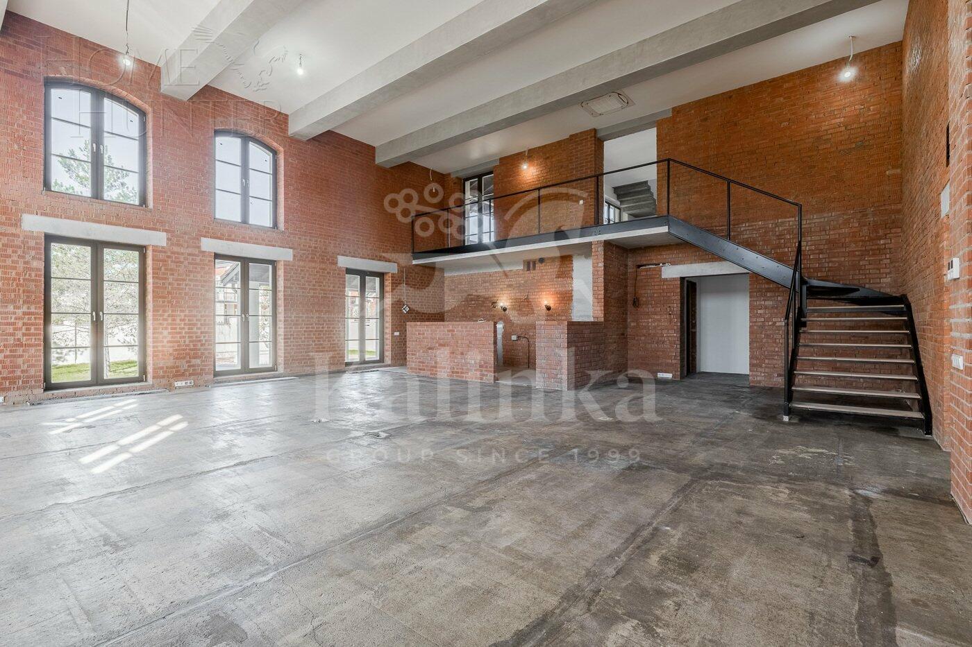 3-этажный коттедж 845.1 м² без отделки
