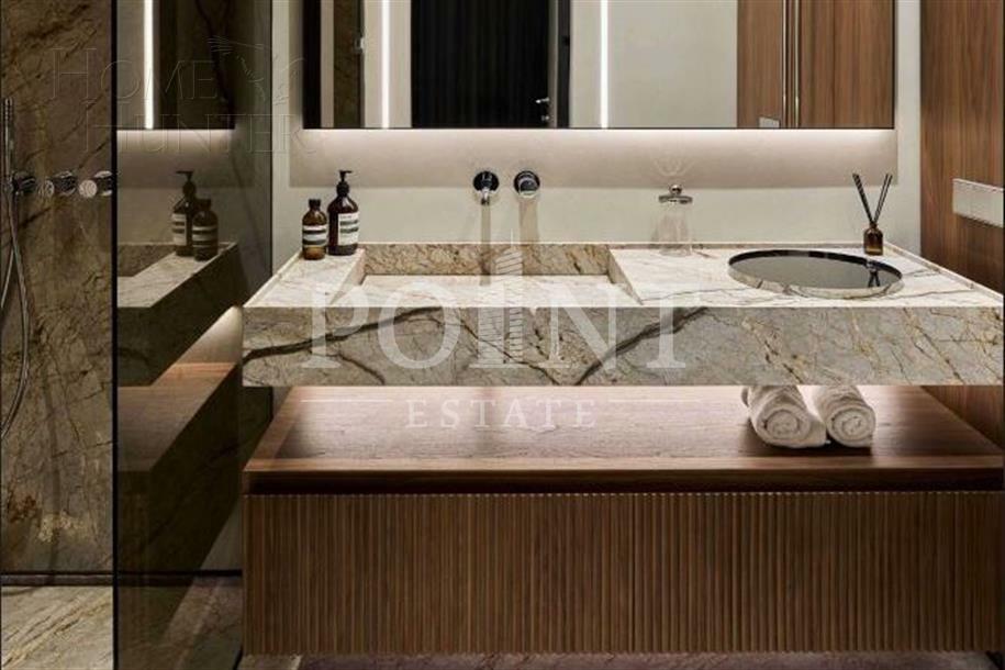 5-КОМН. КВАРТИРА С ОТДЕЛКОЙ 200 М² НА 4 ЭТАЖЕ