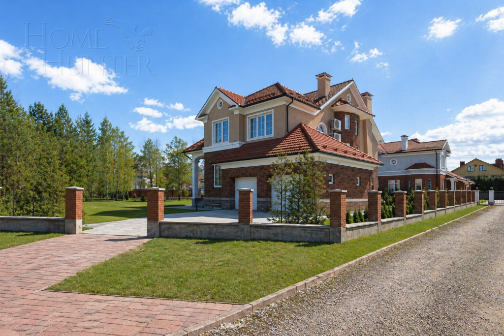 2-этажный коттедж 500 м² без отделки