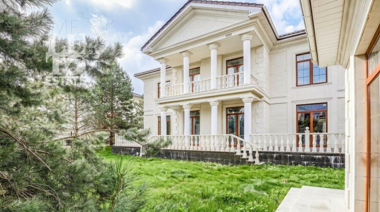 2-этажный коттедж 380 м² без отделки