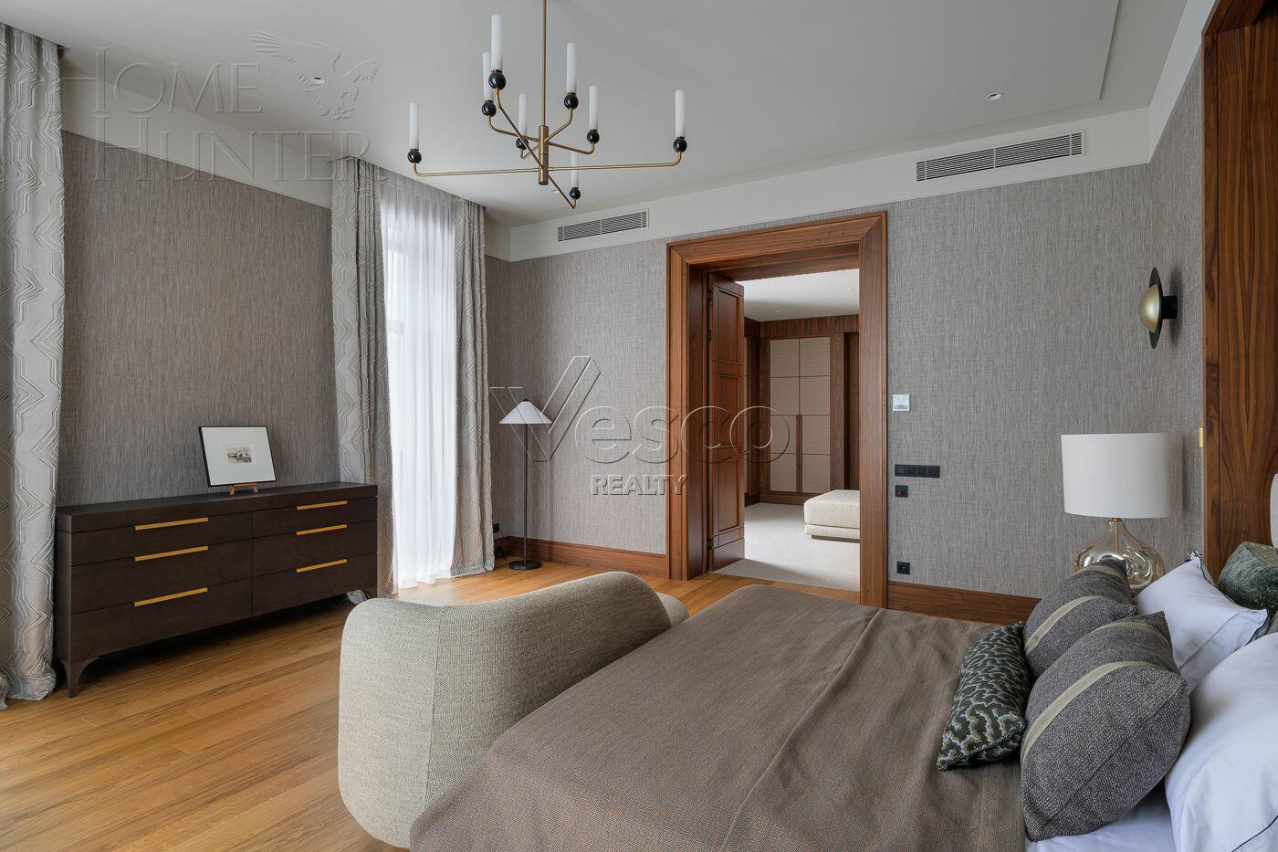 2-этажный коттедж 800 м² с отделкой