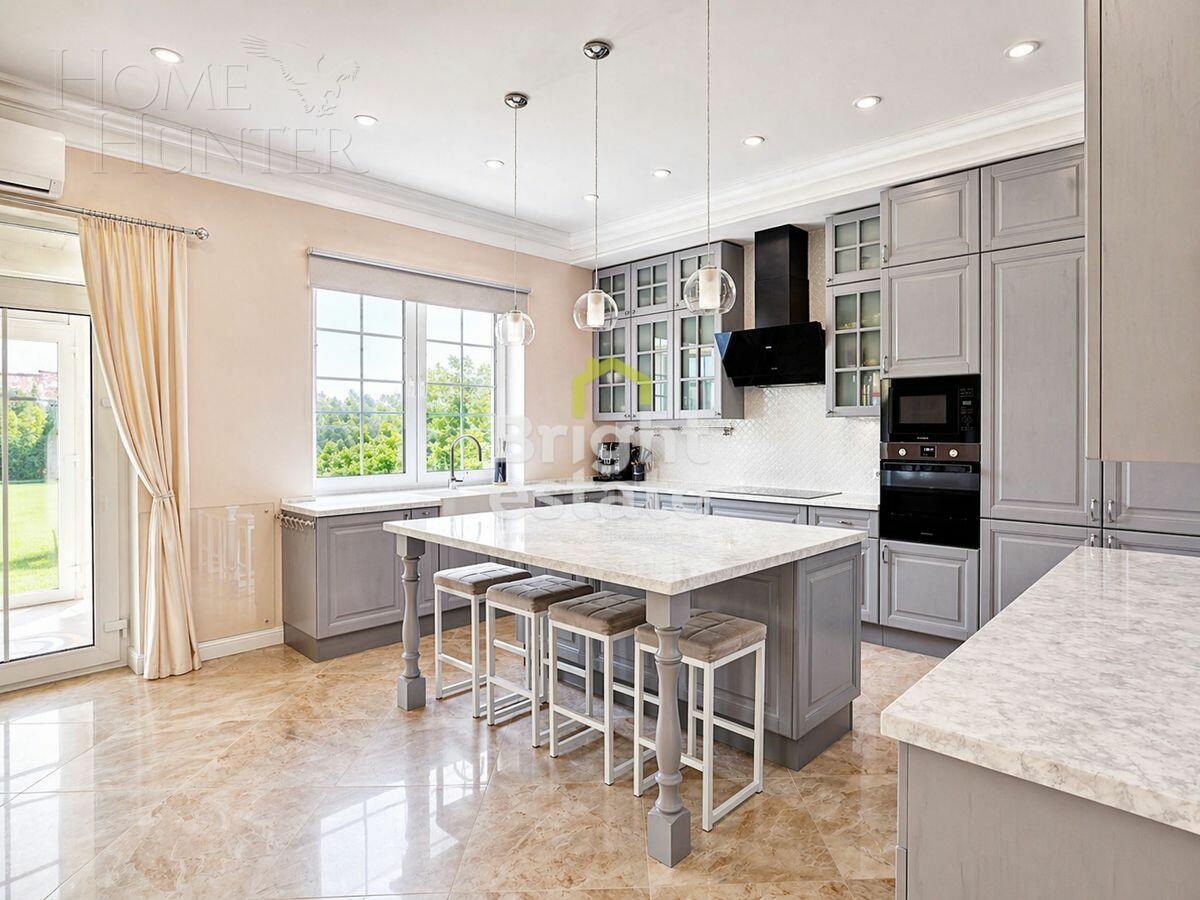 2-этажный коттедж 224.6 м² с отделкой