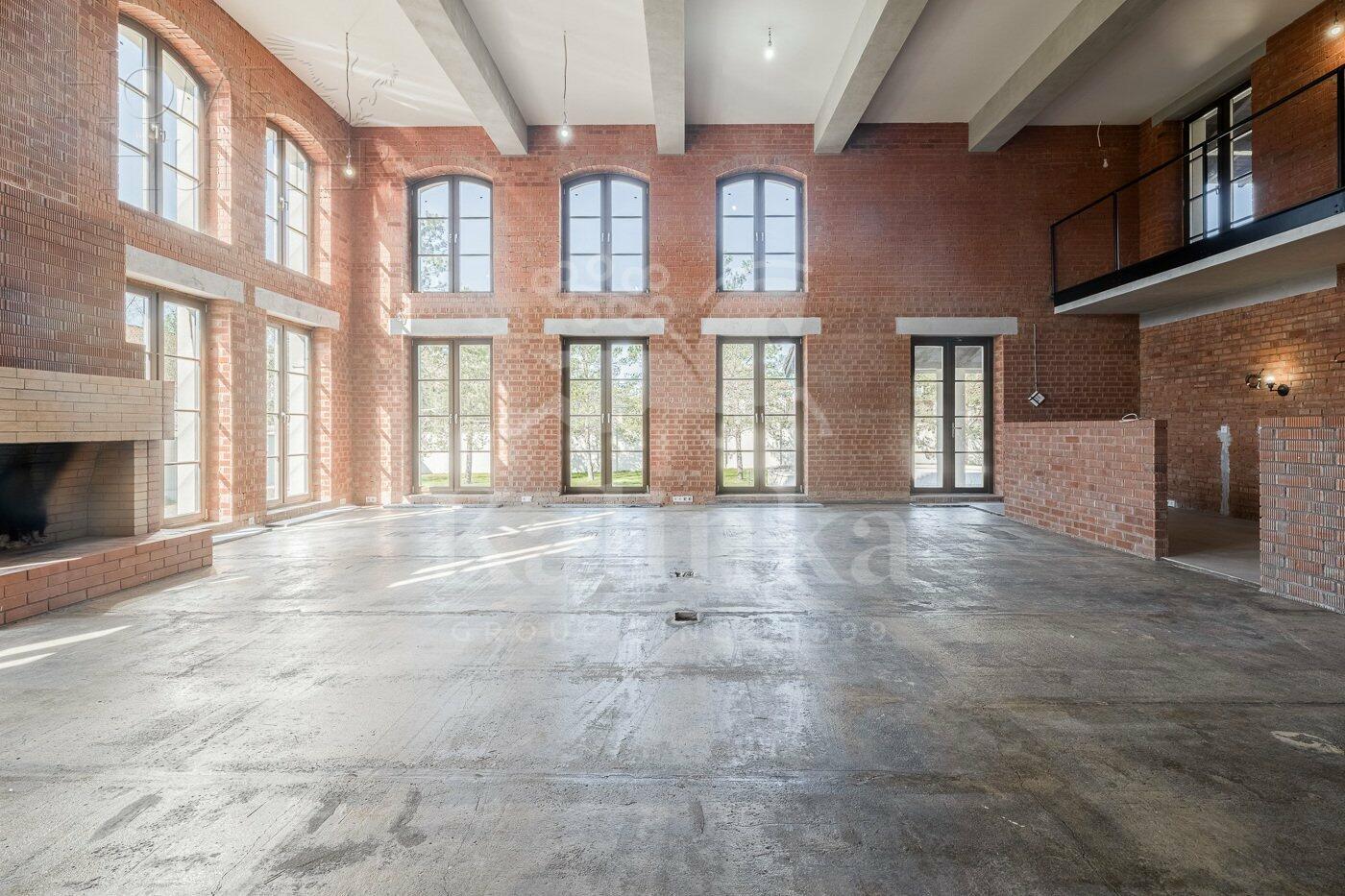 3-этажный коттедж 845.1 м² без отделки