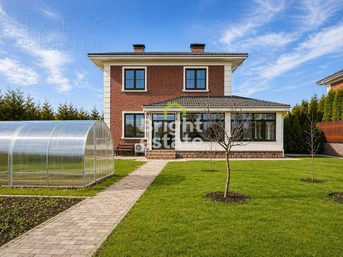 2-этажный коттедж 224.6 м² с отделкой