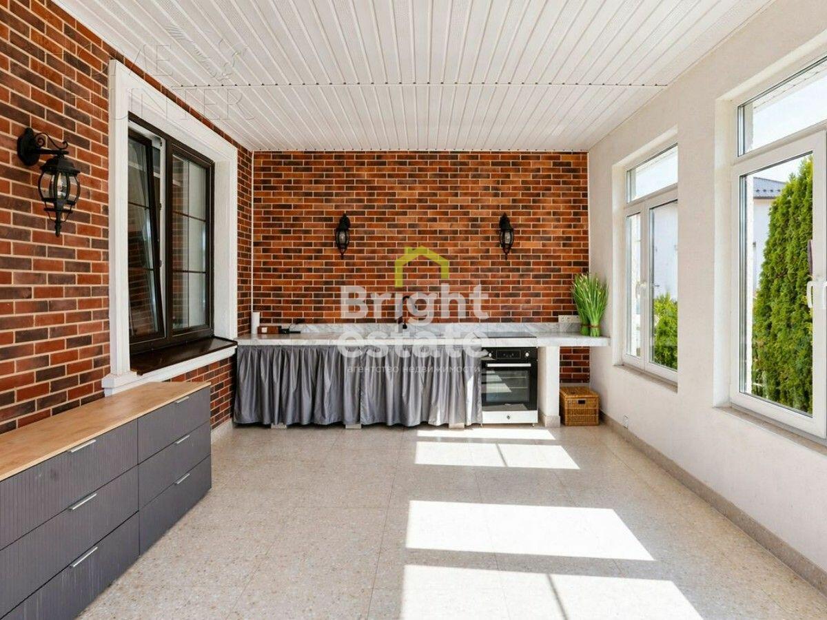 2-этажный коттедж 224.6 м² с отделкой