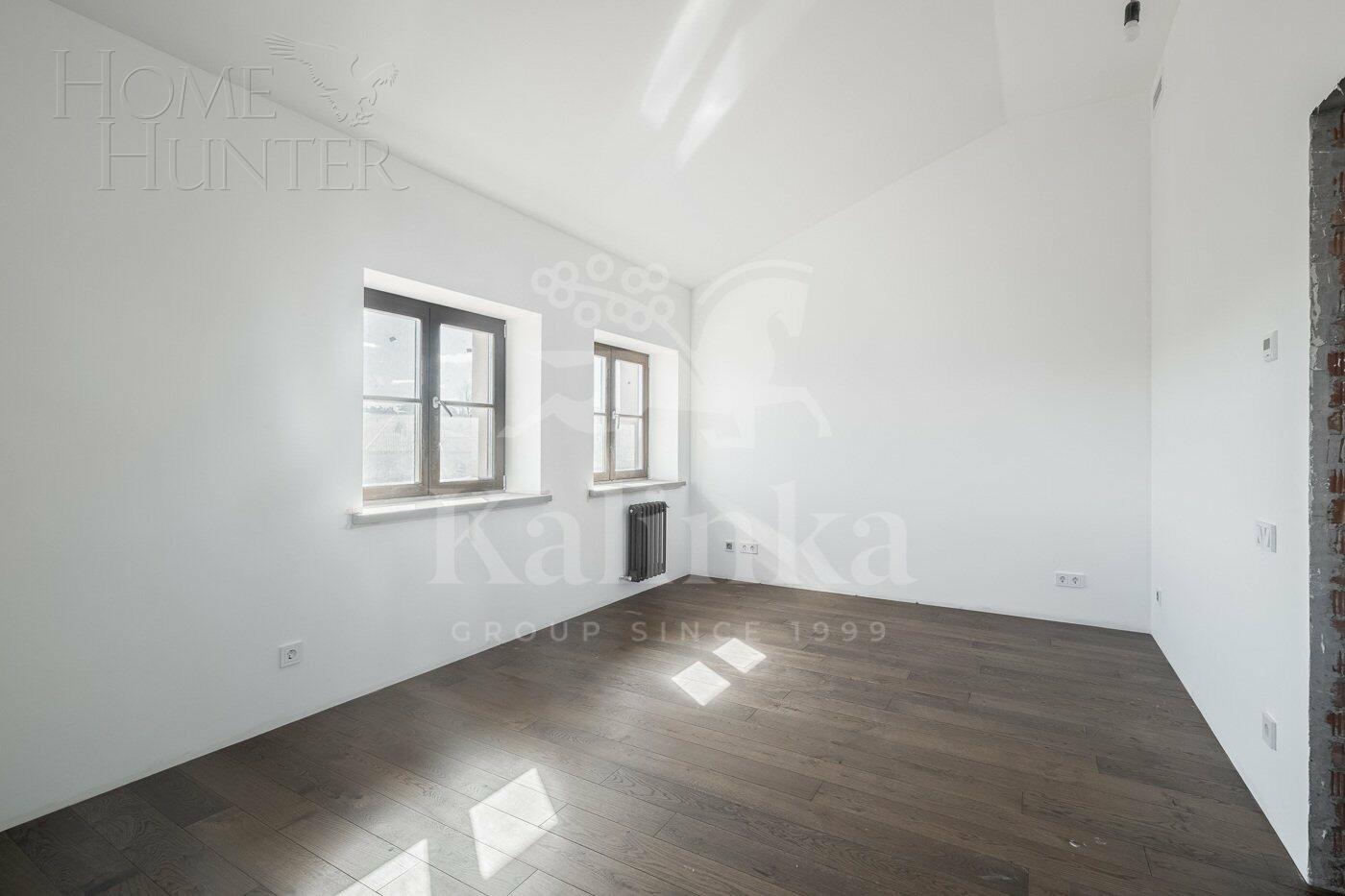 3-этажный коттедж 845.1 м² без отделки