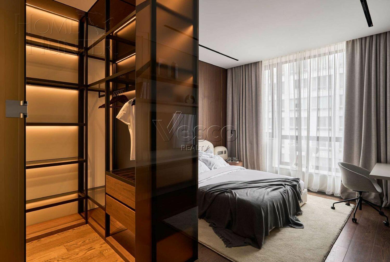 5-КОМН. КВАРТИРА С ОТДЕЛКОЙ 200 М² НА 4 ЭТАЖЕ