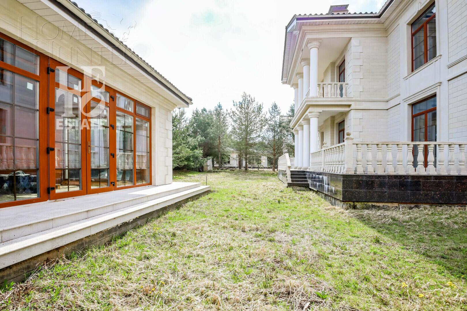 2-этажный коттедж 420 м² без отделки