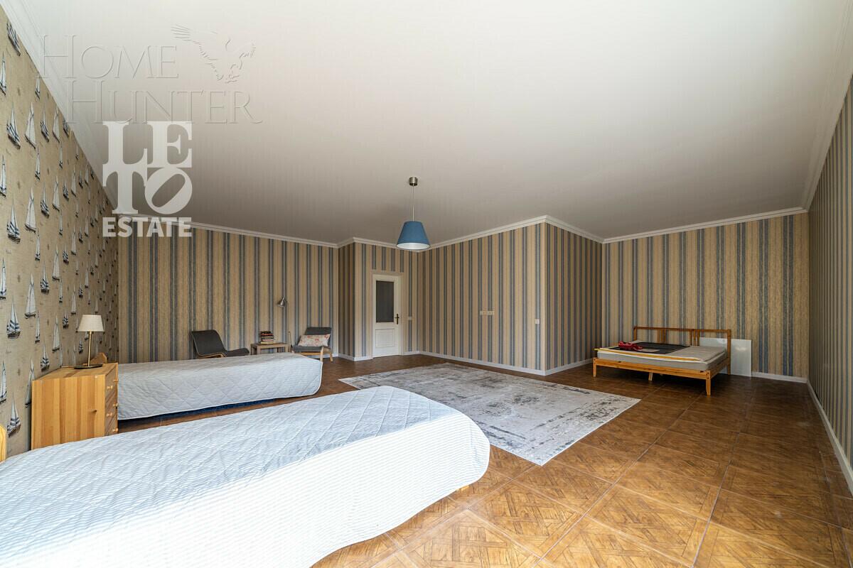 2-этажный коттедж 900 м² с отделкой