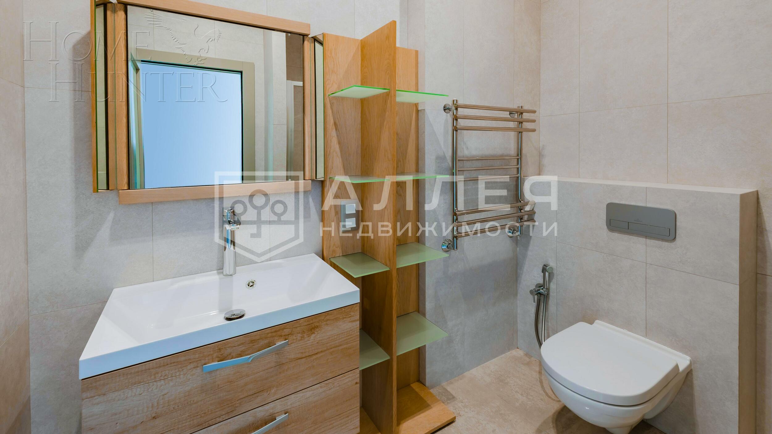 3-этажный таунхаус 240 м² с отделкой