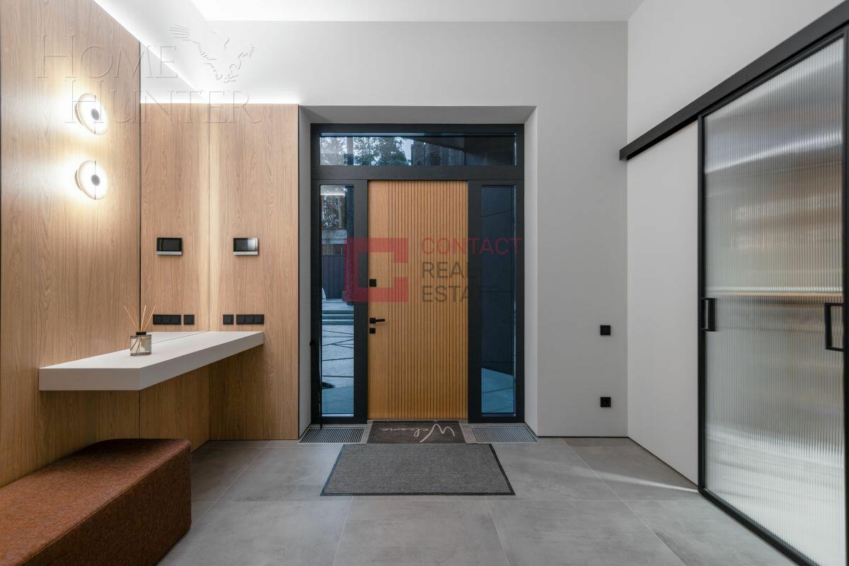 2-этажный коттедж 750 м² с отделкой