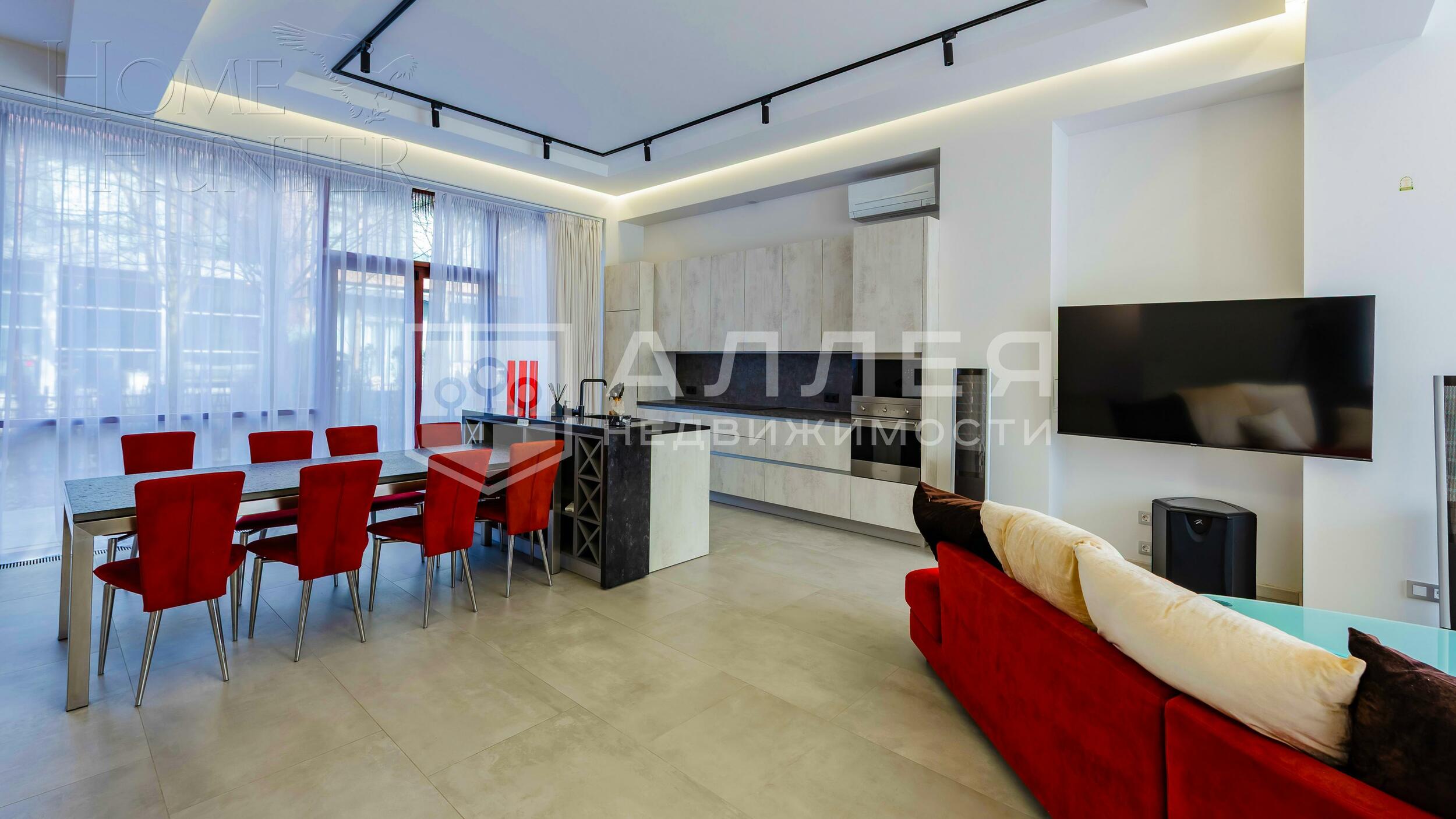 3-этажный таунхаус 240 м² с отделкой