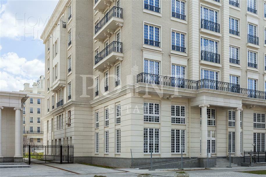 4-КОМН. КВАРТИРА С ОТДЕЛКОЙ 173.6 М² НА 4 ЭТАЖЕ