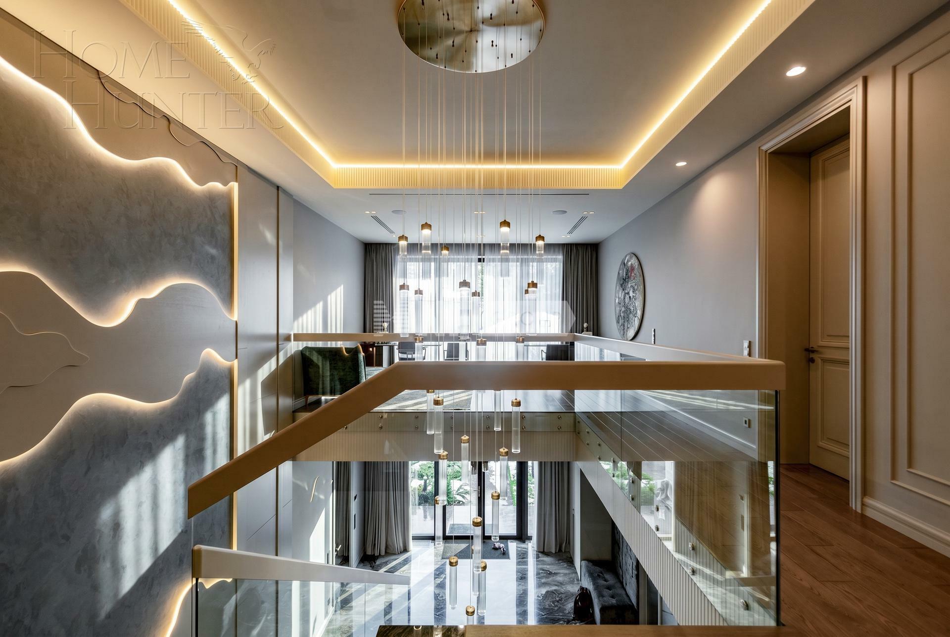 2-этажный коттедж 650 м² с отделкой