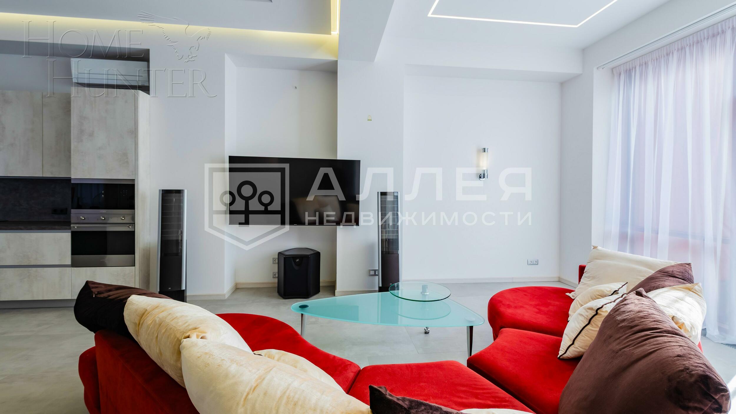 3-этажный таунхаус 240 м² с отделкой
