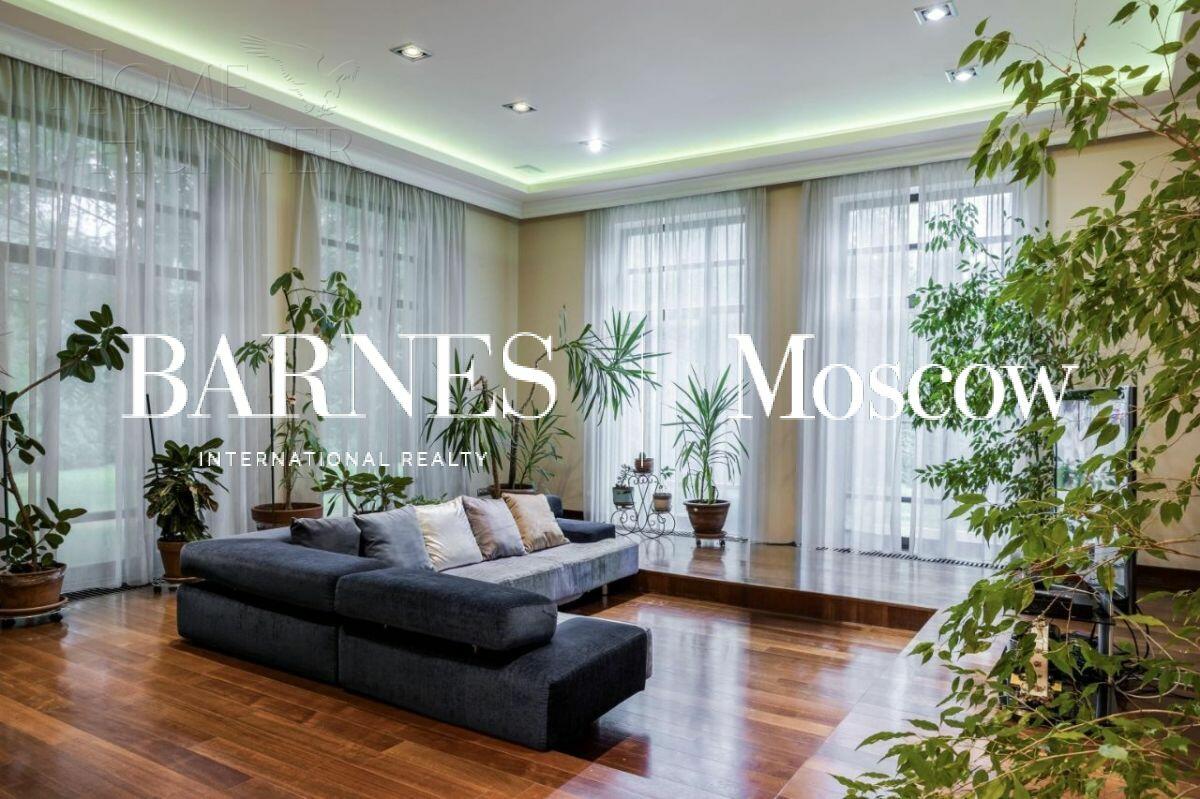 2-этажный коттедж 1 786 м² с отделкой