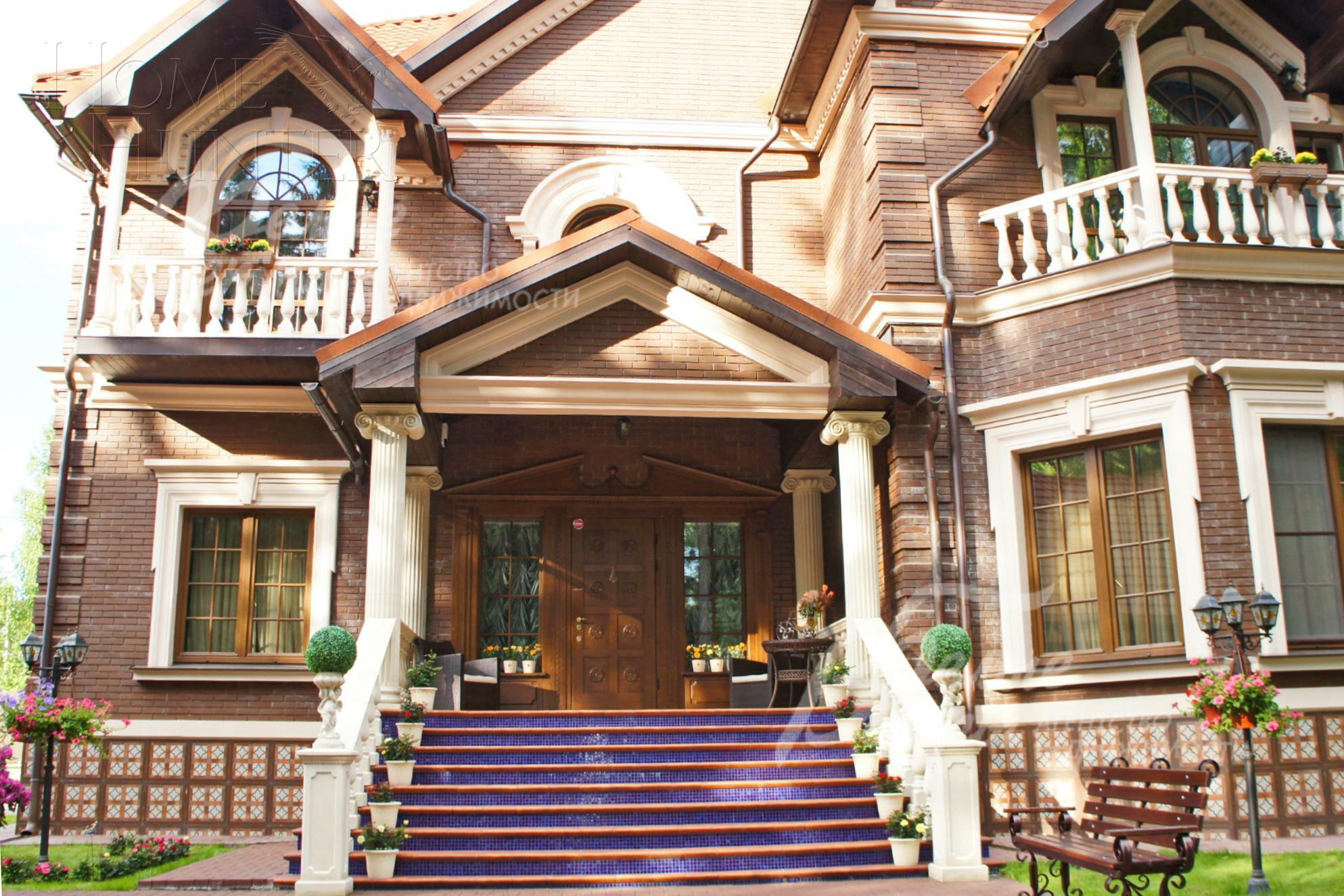 2-этажный коттедж 925 м² с отделкой