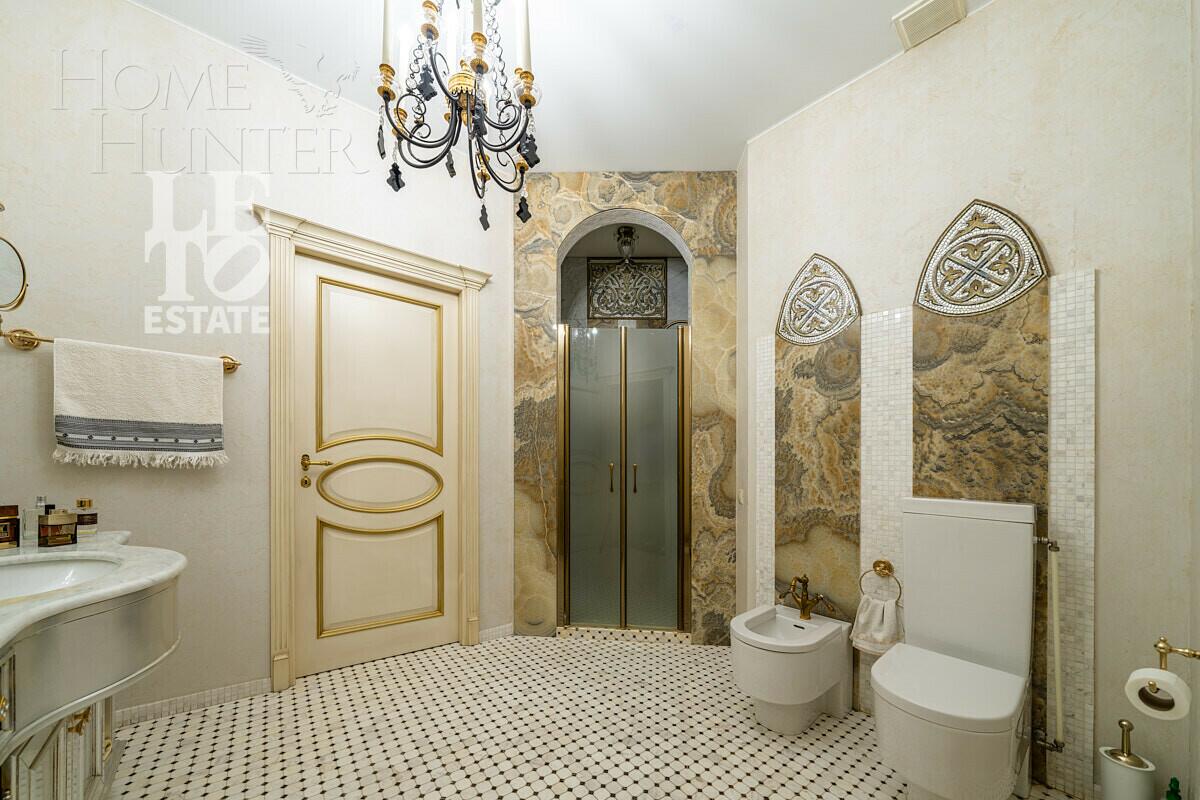 3-этажный коттедж 555 м² с отделкой