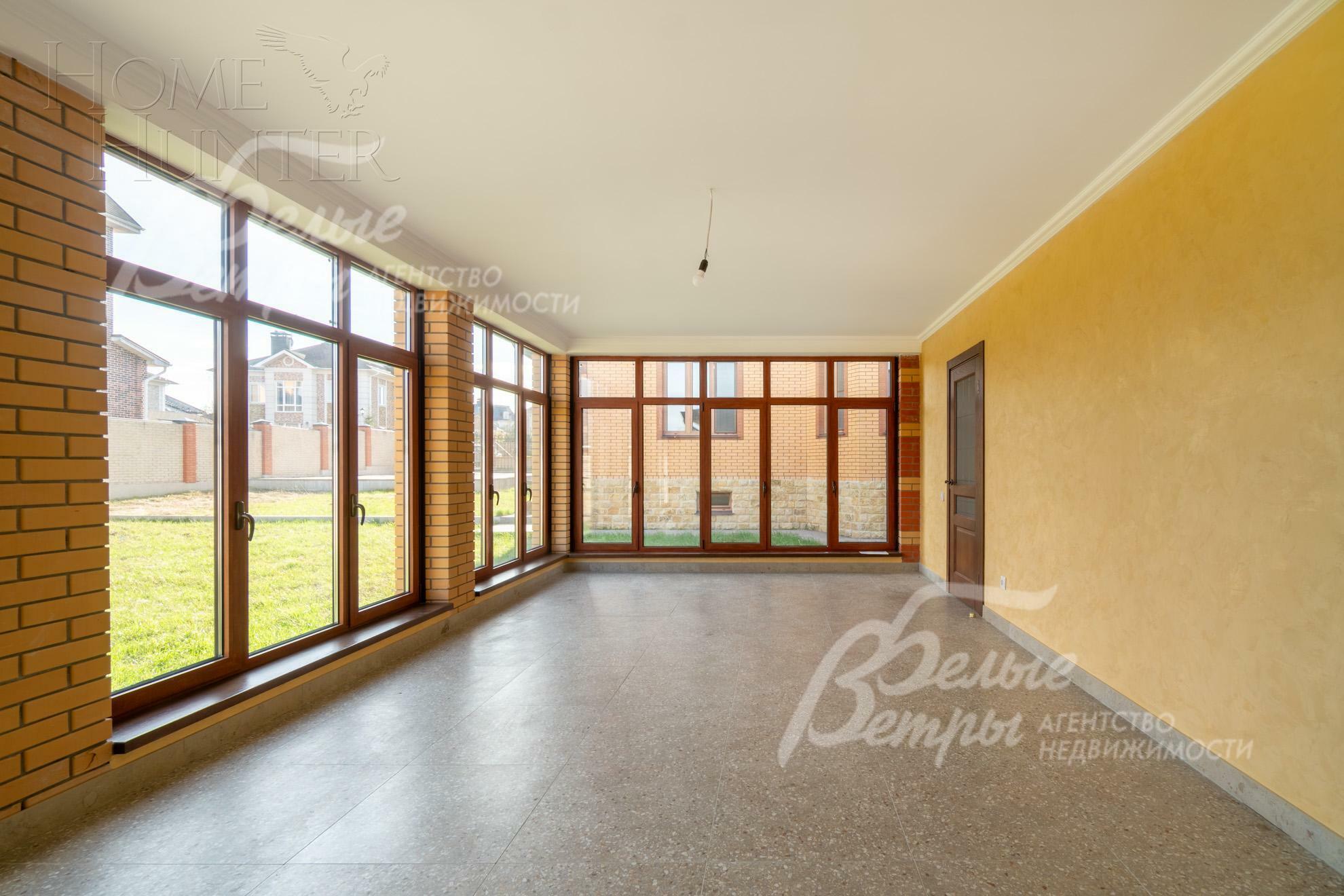 2-этажный коттедж 693.5 м² с отделкой