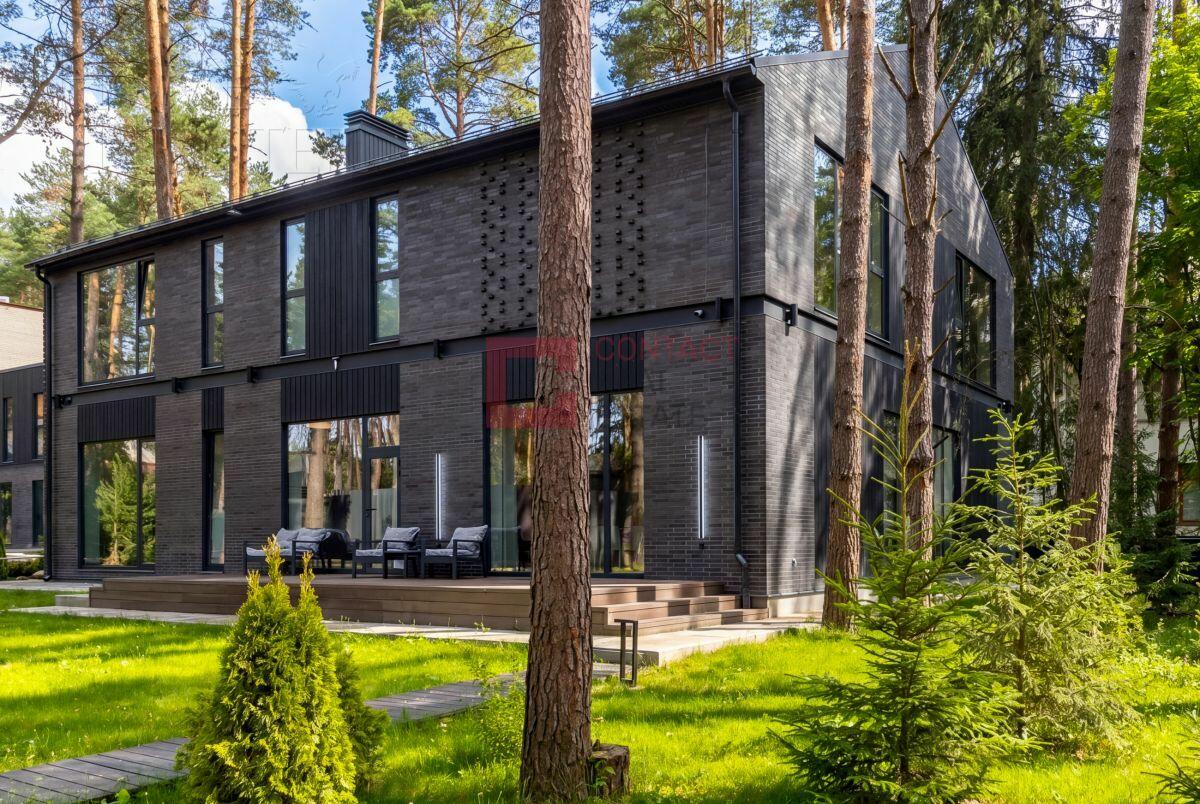 2-этажный коттедж 750 м² с отделкой