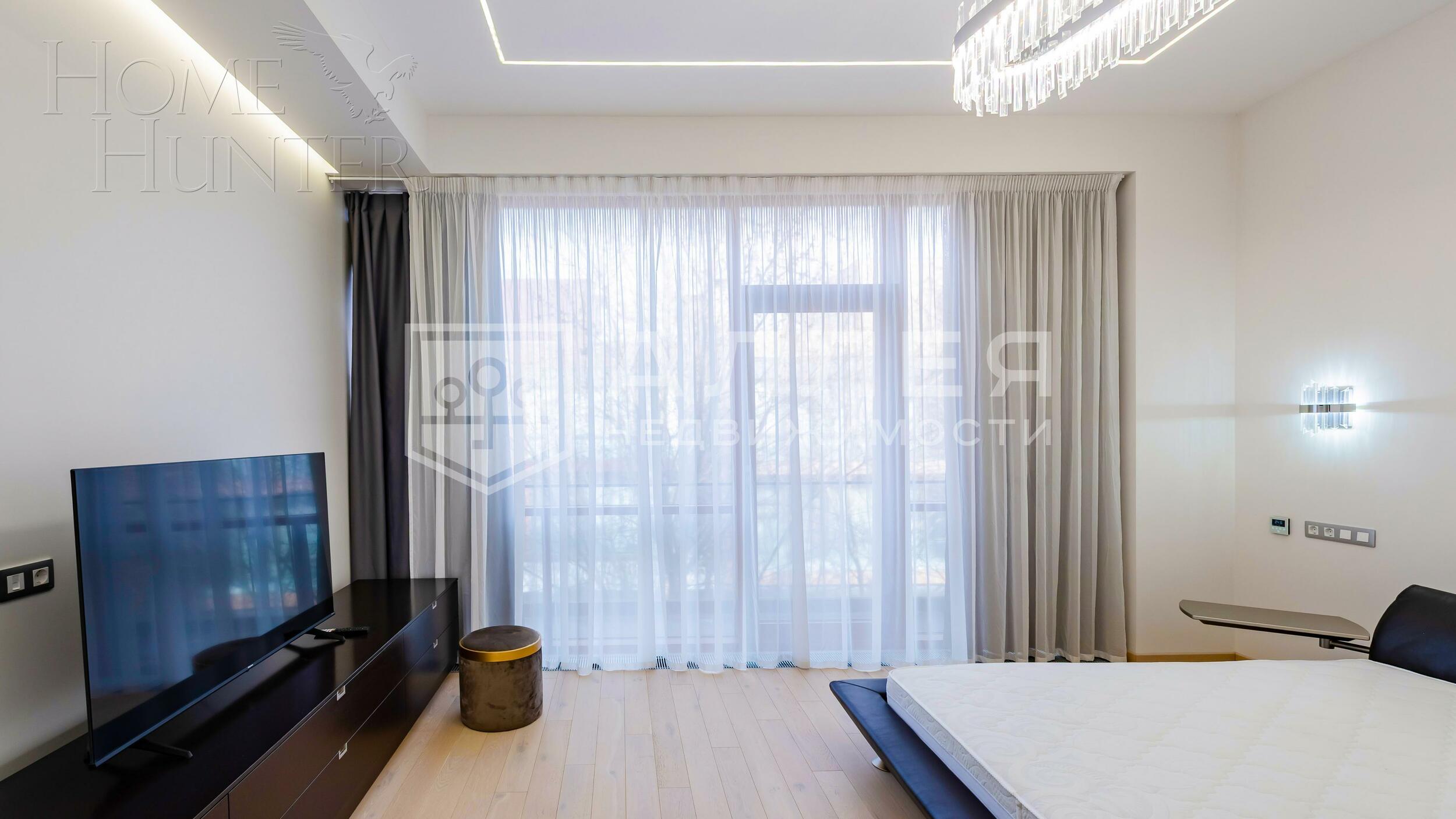 3-этажный таунхаус 240 м² с отделкой