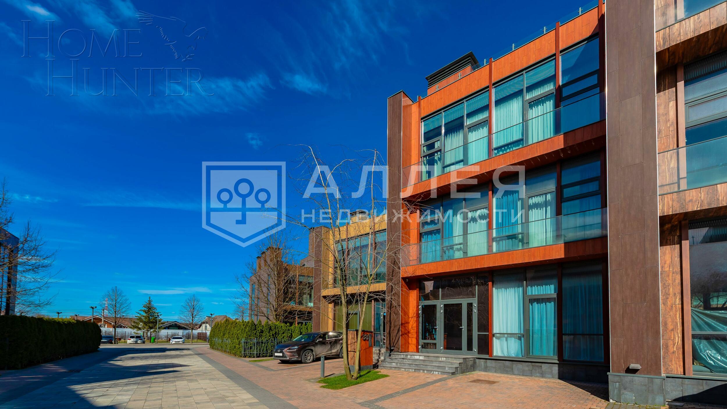 3-этажный таунхаус 240 м² с отделкой