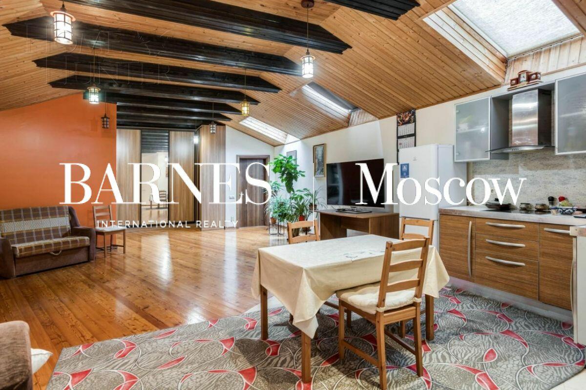 2-этажный коттедж 1 786 м² с отделкой