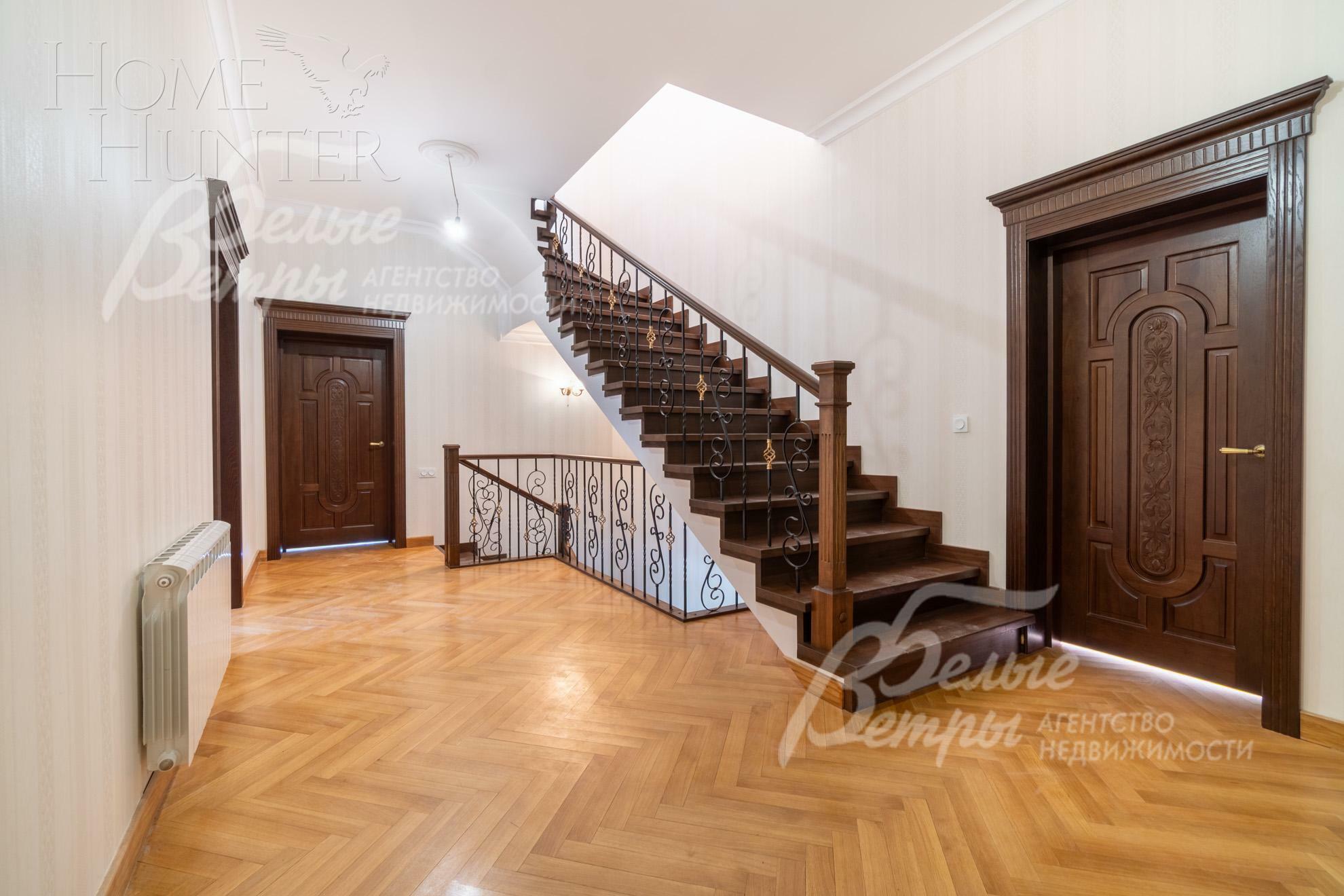 2-этажный коттедж 693.5 м² с отделкой