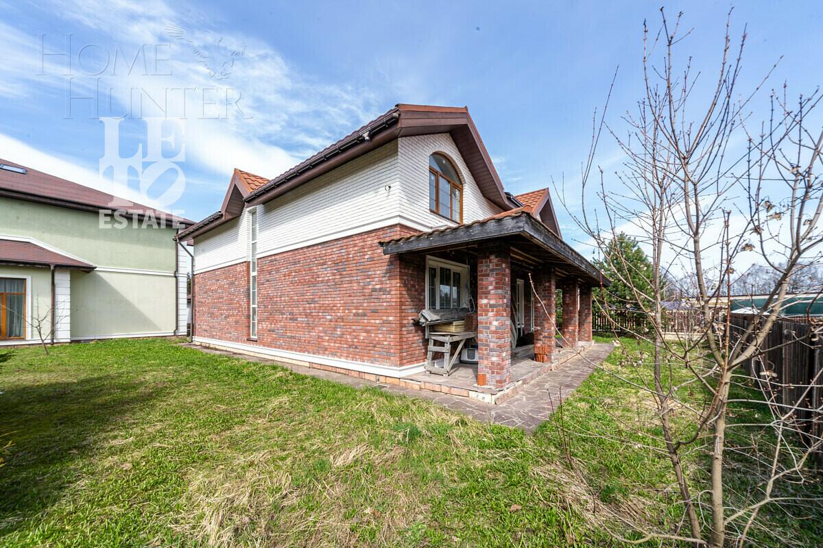2-этажный коттедж 900 м² с отделкой