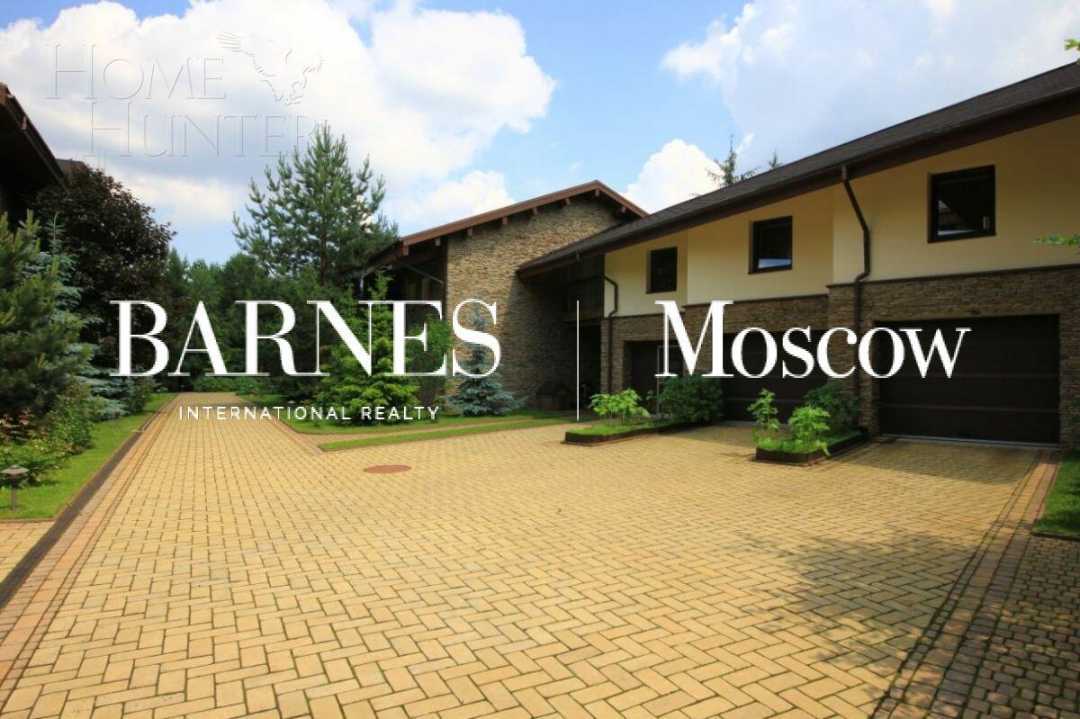 2-этажный коттедж 1 786 м² с отделкой