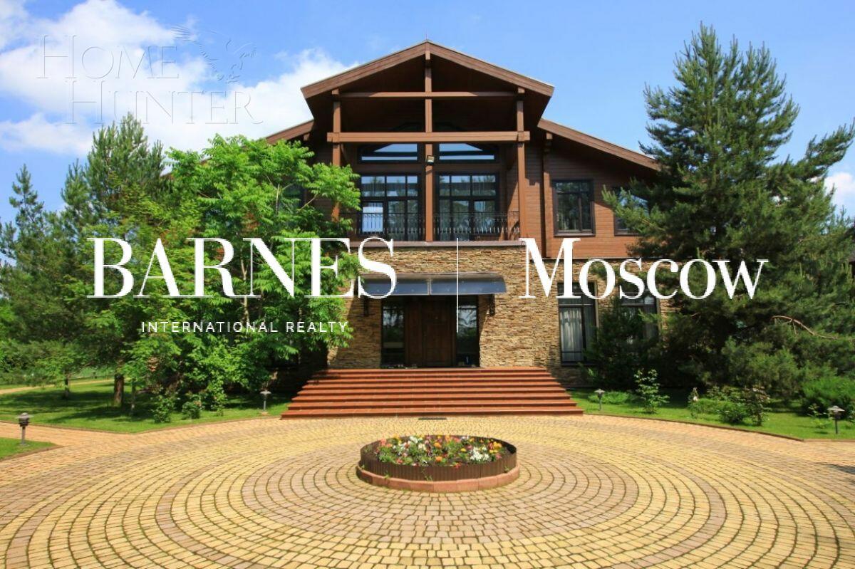 2-этажный коттедж 1 786 м² с отделкой